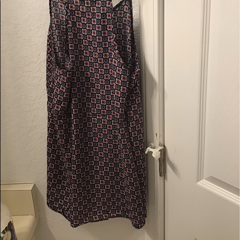 ❗3/$7 or 5/$11 NWT! Womens Navy,and Red Peplum TOP - Picture 6 of 6